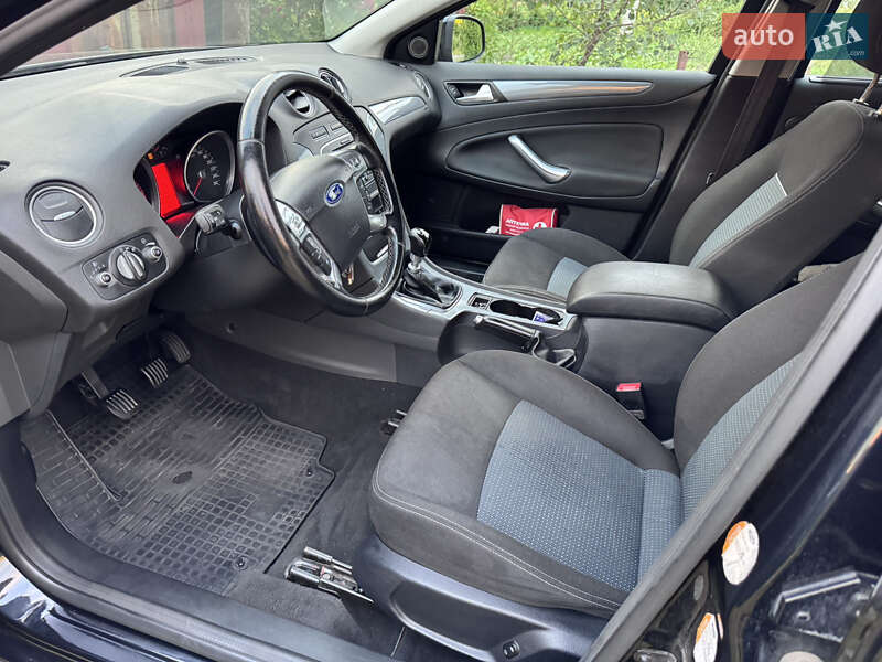 Универсал Ford Mondeo 2012 в Львове
