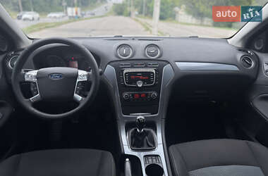 Универсал Ford Mondeo 2011 в 
