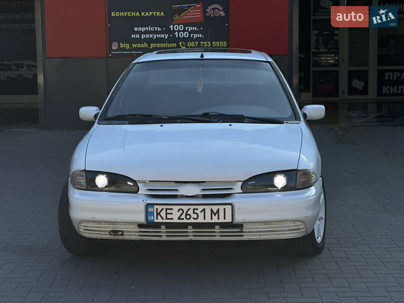 Седан Ford Mondeo 1994 в Запорожье