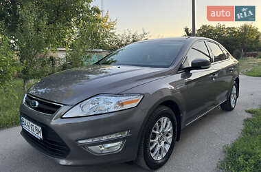 Лифтбек Ford Mondeo 2013 в 