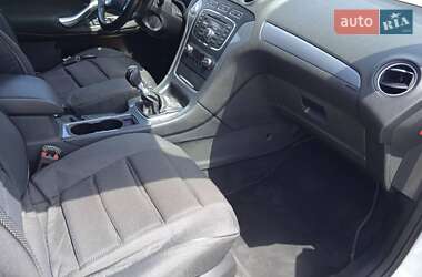 Седан Ford Mondeo 2012 в 
