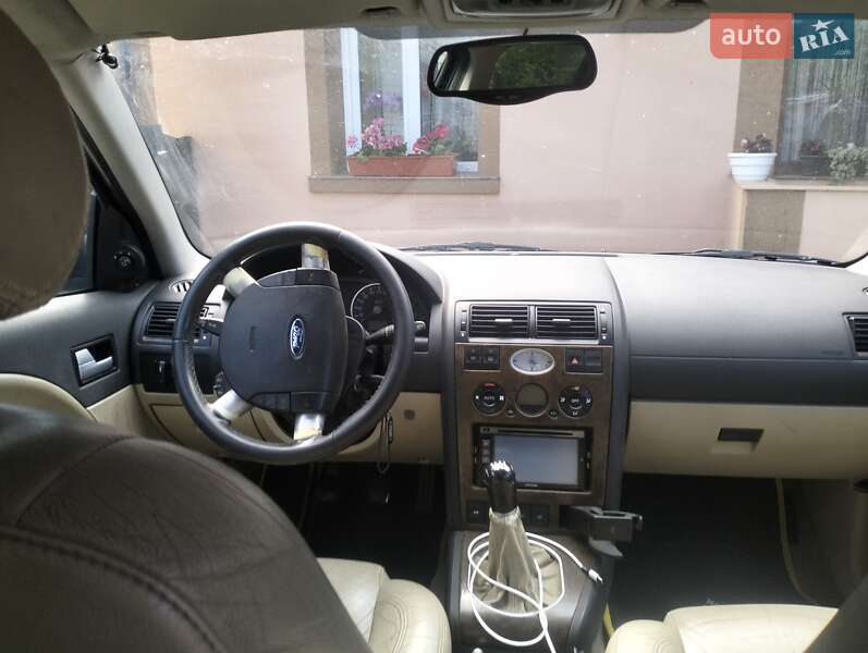Універсал Ford Mondeo 2003 в Рожище