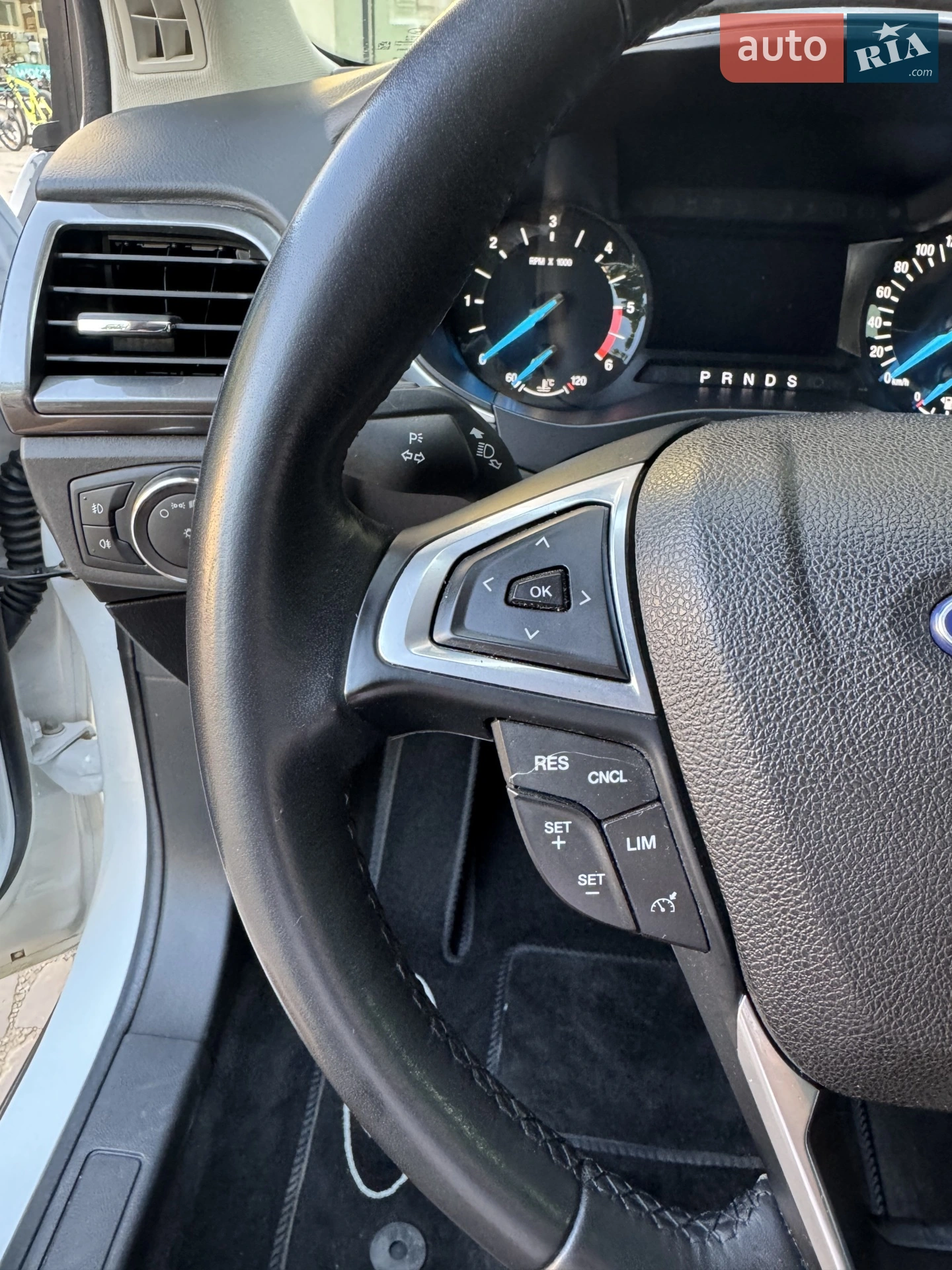 2019 Ford Mondeo - мініатюра 15