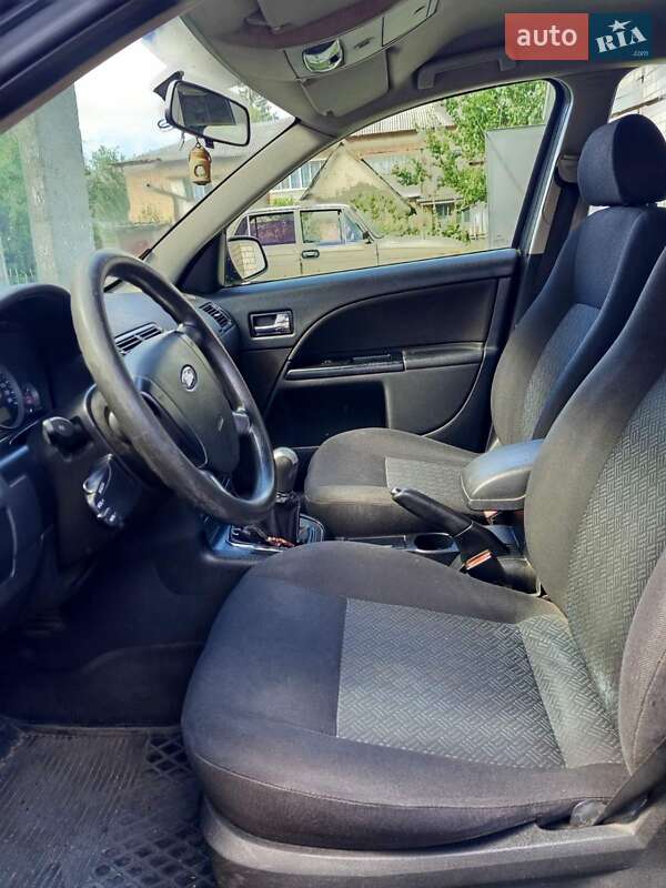Лифтбек Ford Mondeo 2005 в Чигирине
