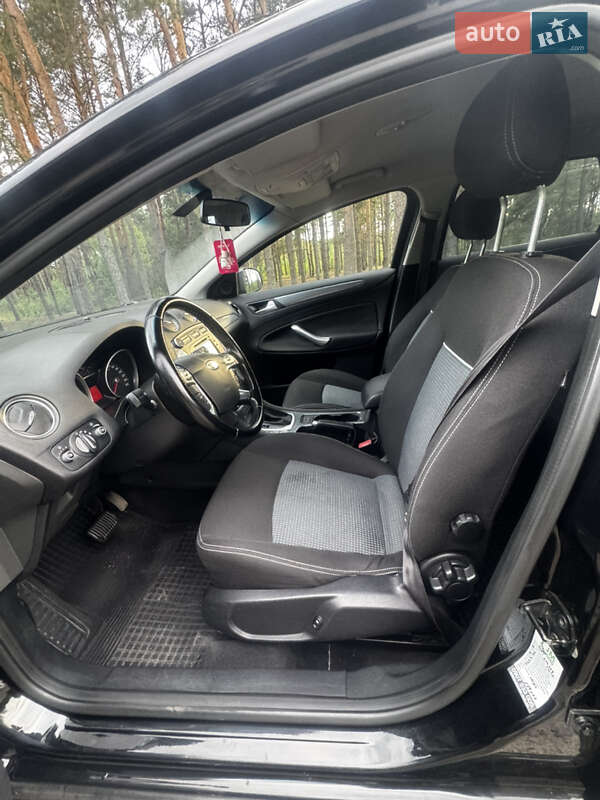 Универсал Ford Mondeo 2011 в Камне-Каширском