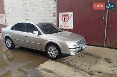 Седан Ford Mondeo 2004 в 