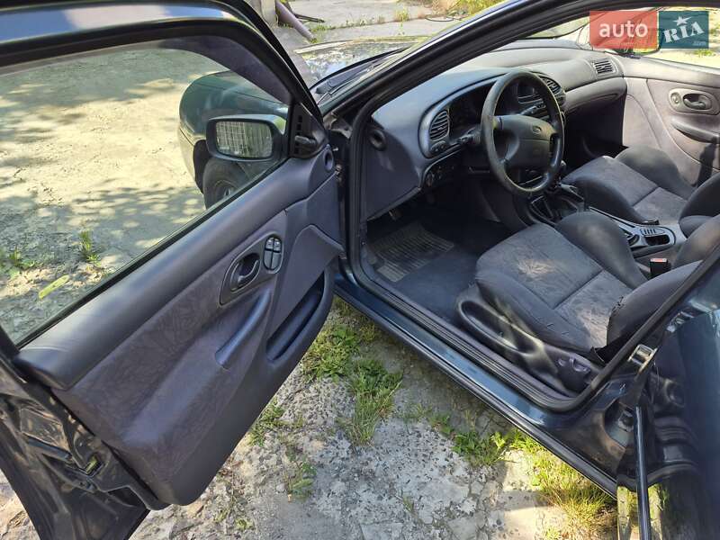 Лифтбек Ford Mondeo 1998 в Киеве
