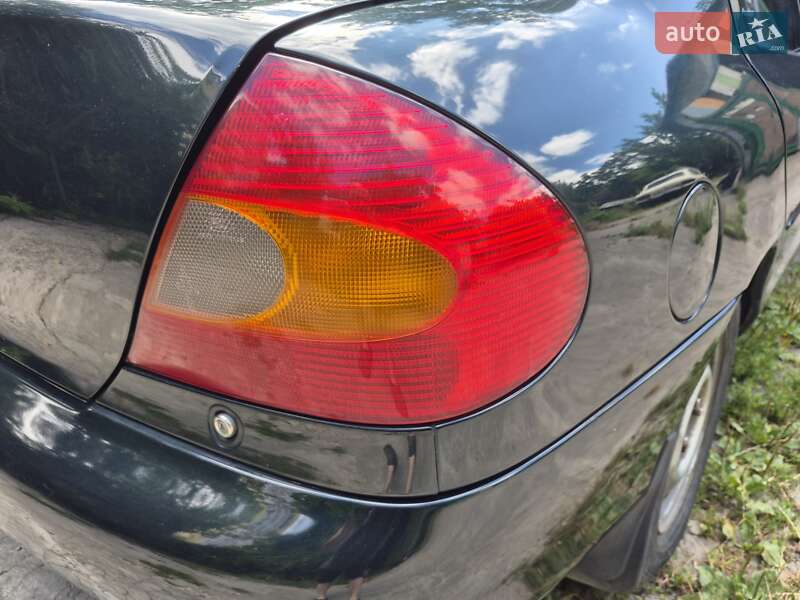 Лифтбек Ford Mondeo 1998 в Киеве