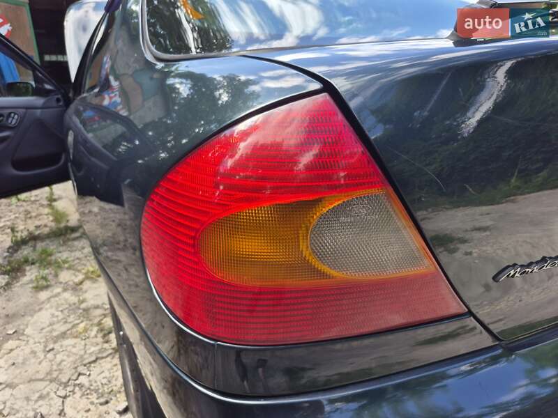 Лифтбек Ford Mondeo 1998 в Киеве