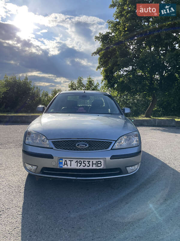 Седан Ford Mondeo 2005 в 