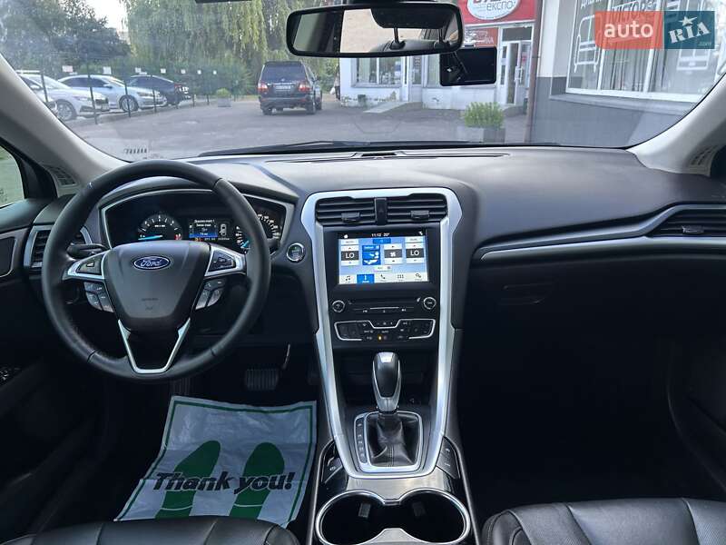 Седан Ford Mondeo 2016 в Луцке