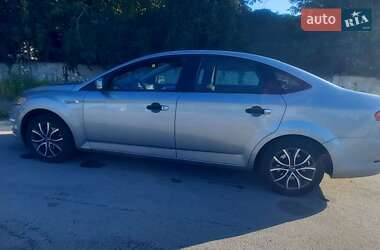 Седан Ford Mondeo 2013 в Житомирі