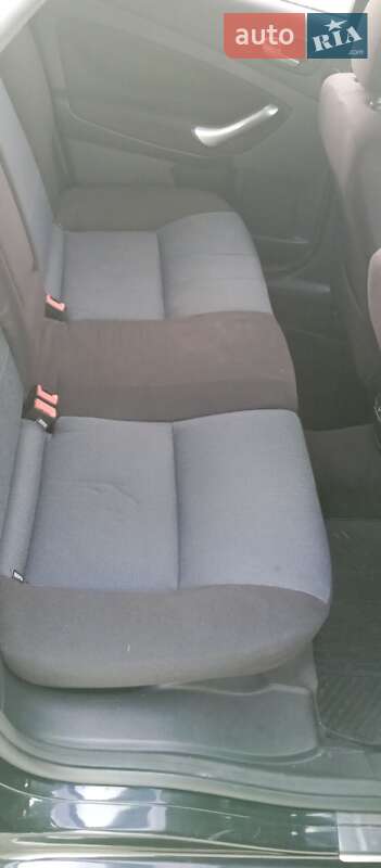 Лифтбек Ford Mondeo 2008 в Ровно