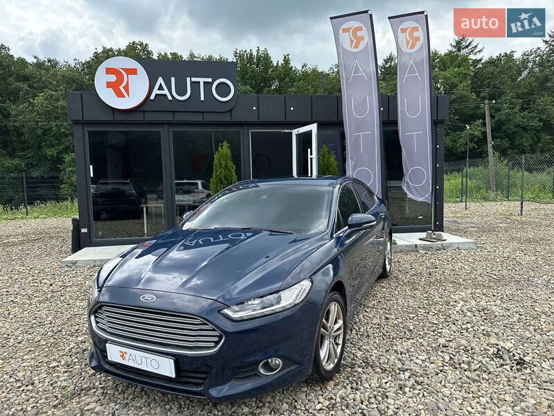 Седан Ford Mondeo 2016 в Львове