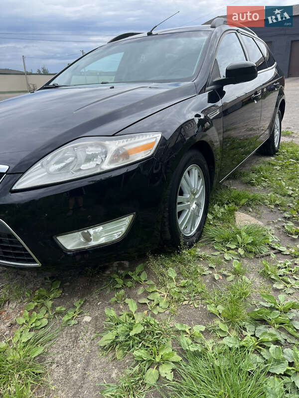 Универсал Ford Mondeo 2010 в Березному