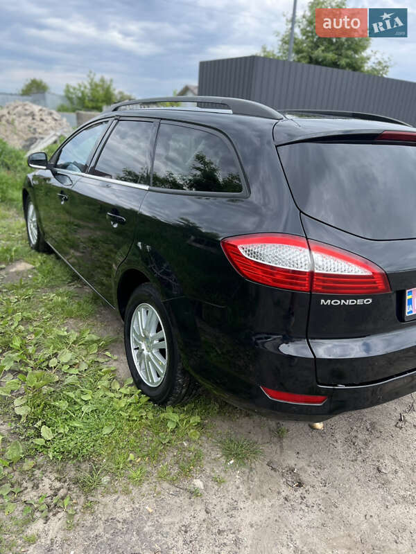 Универсал Ford Mondeo 2010 в Березному