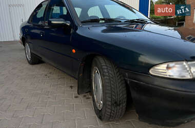 Седан Ford Mondeo 1995 в 