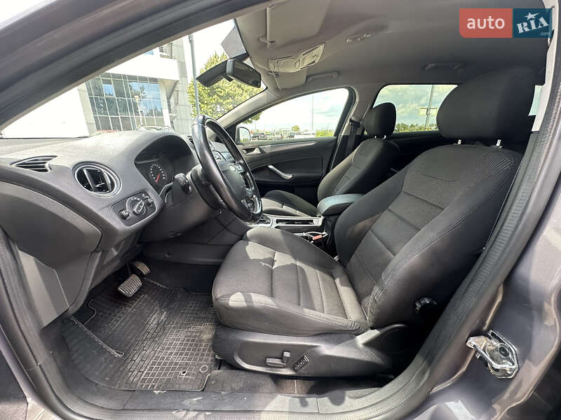 Универсал Ford Mondeo 2014 в Киеве