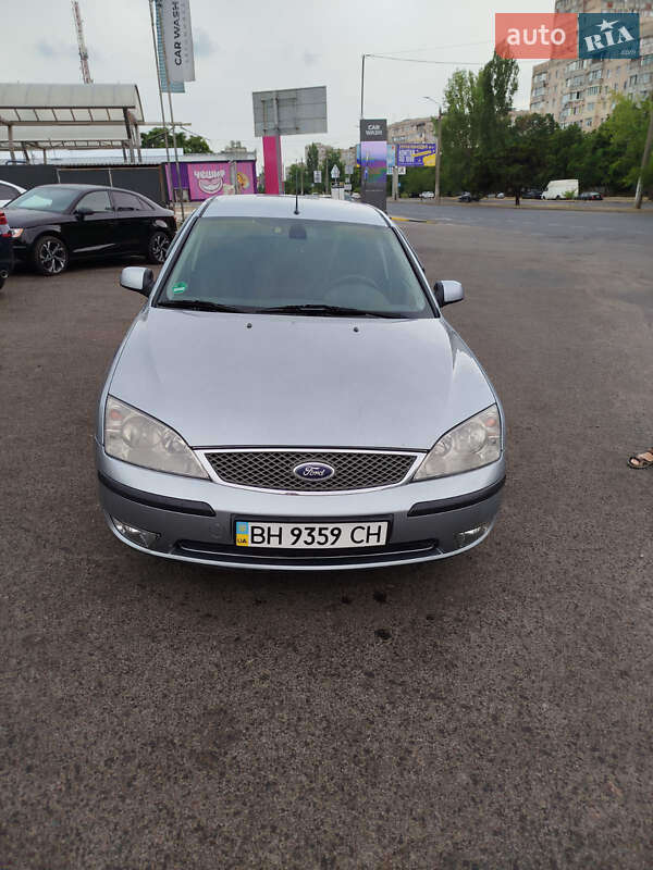 Седан Ford Mondeo 2005 в 