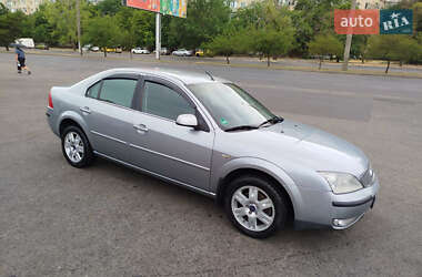 Седан Ford Mondeo 2005 в 