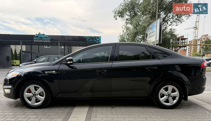 Седан Ford Mondeo 2011 в Ивано-Франковске