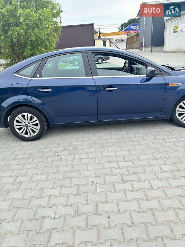 Лифтбек Ford Mondeo 2008 в Хмельницком