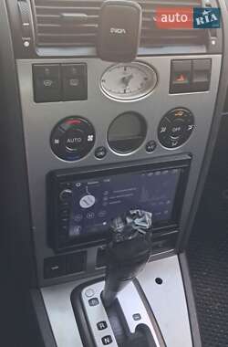 Седан Ford Mondeo 2003 в 