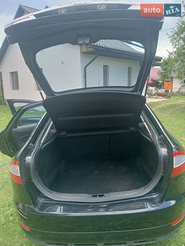 Лифтбек Ford Mondeo 2007 в Львове