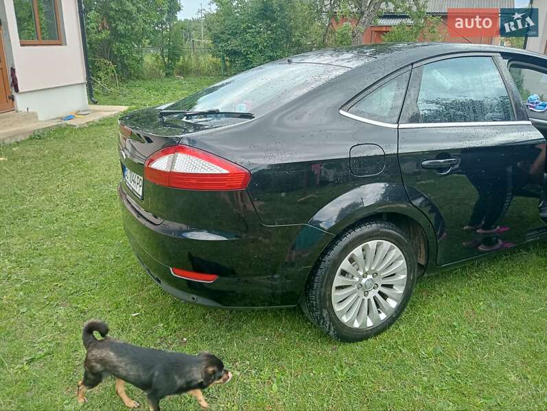 Лифтбек Ford Mondeo 2007 в Львове