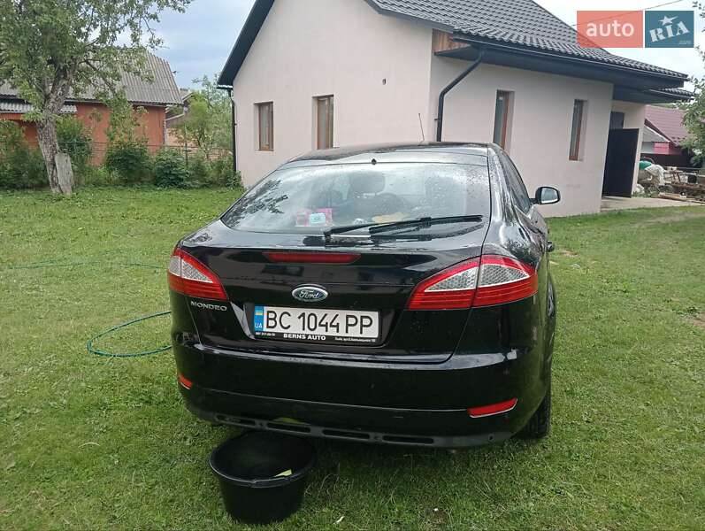 Лифтбек Ford Mondeo 2007 в Львове