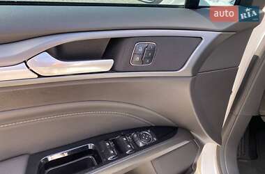 Седан Ford Mondeo 2017 в 