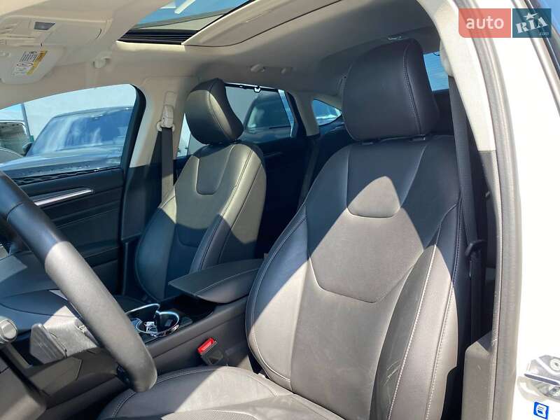 Седан Ford Mondeo 2017 в Львове фото 20 Седан Ford Mondeo 2017 в Львове