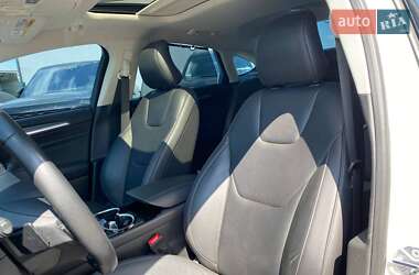 Седан Ford Mondeo 2017 в 