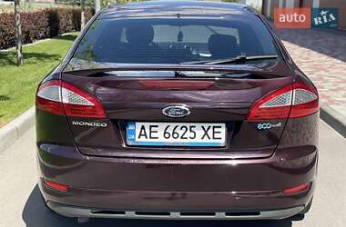 Ліфтбек Ford Mondeo 2010 в 