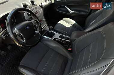 Ліфтбек Ford Mondeo 2010 в 