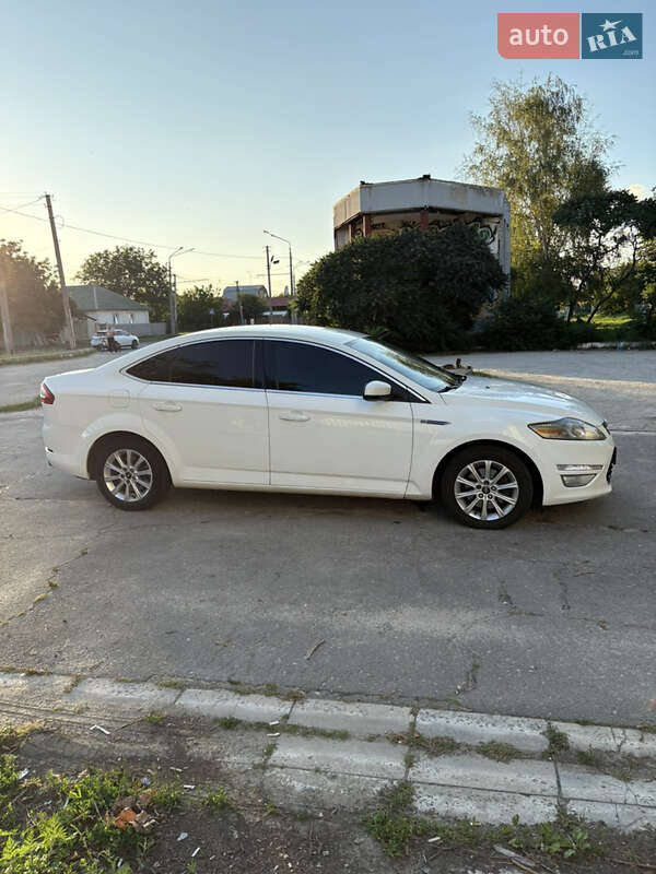 Седан Ford Mondeo 2011 в Харькове