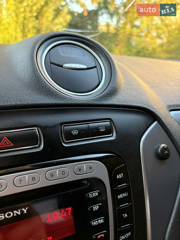 Седан Ford Mondeo 2011 в Харькове