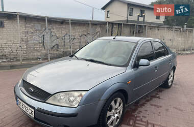 Лифтбек Ford Mondeo 2001 в 