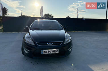 Седан Ford Mondeo 2013 в Чорткове