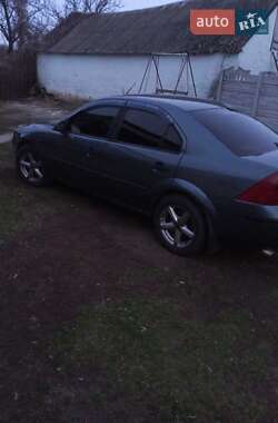 Седан Ford Mondeo 2002 в 