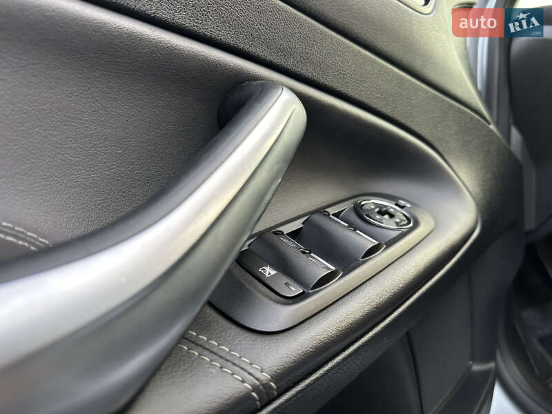 Універсал Ford Mondeo 2014 в Стрию
