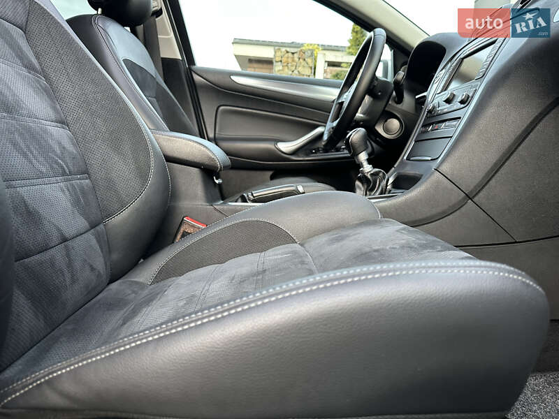 Універсал Ford Mondeo 2014 в Стрию