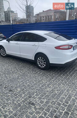 Ліфтбек Ford Mondeo 2016 в Дніпрі