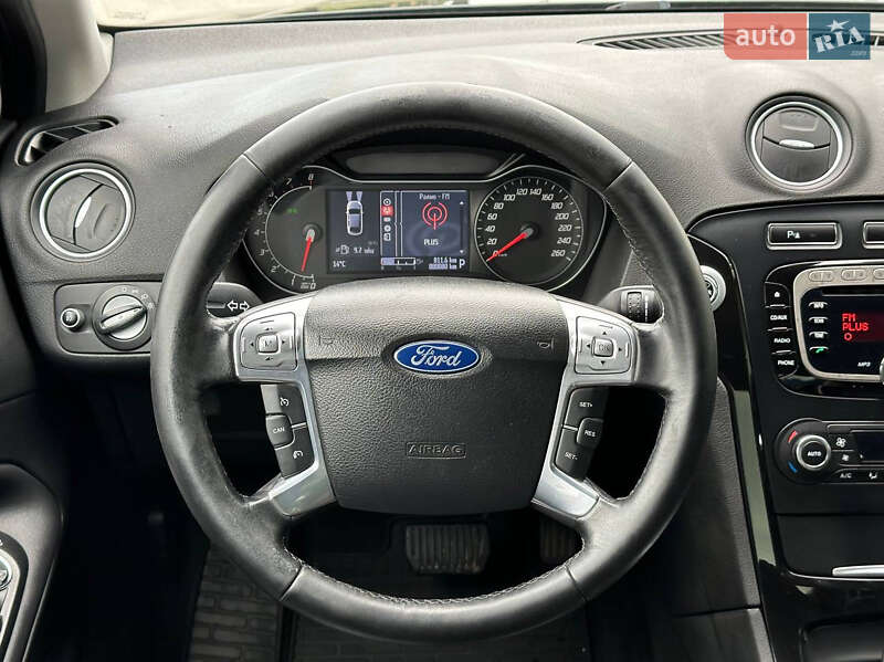 Седан Ford Mondeo 2012 в Днепре