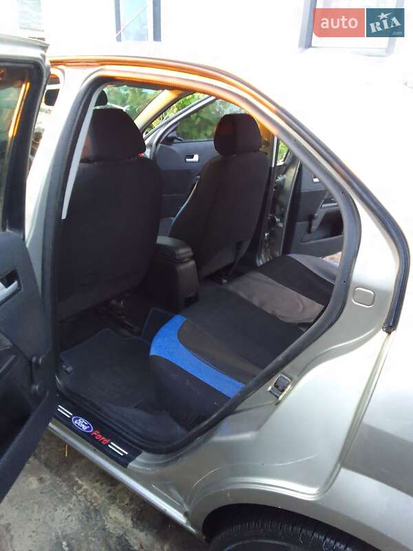 Седан Ford Mondeo 2002 в Чернигове фото 3 Седан Ford Mondeo 2002 в Чернигове