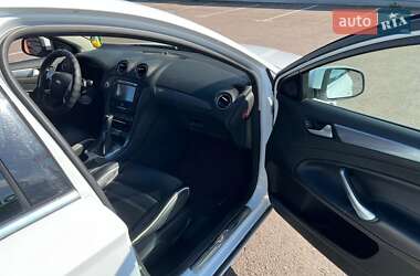 Универсал Ford Mondeo 2013 в 