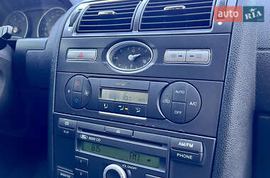 Универсал Ford Mondeo 2005 в 