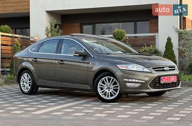 Седан Ford Mondeo 2012 в Стрые
