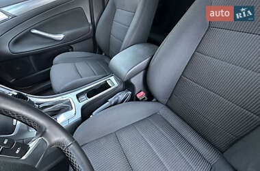Лифтбек Ford Mondeo 2013 в 
