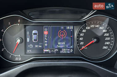 Лифтбек Ford Mondeo 2013 в 